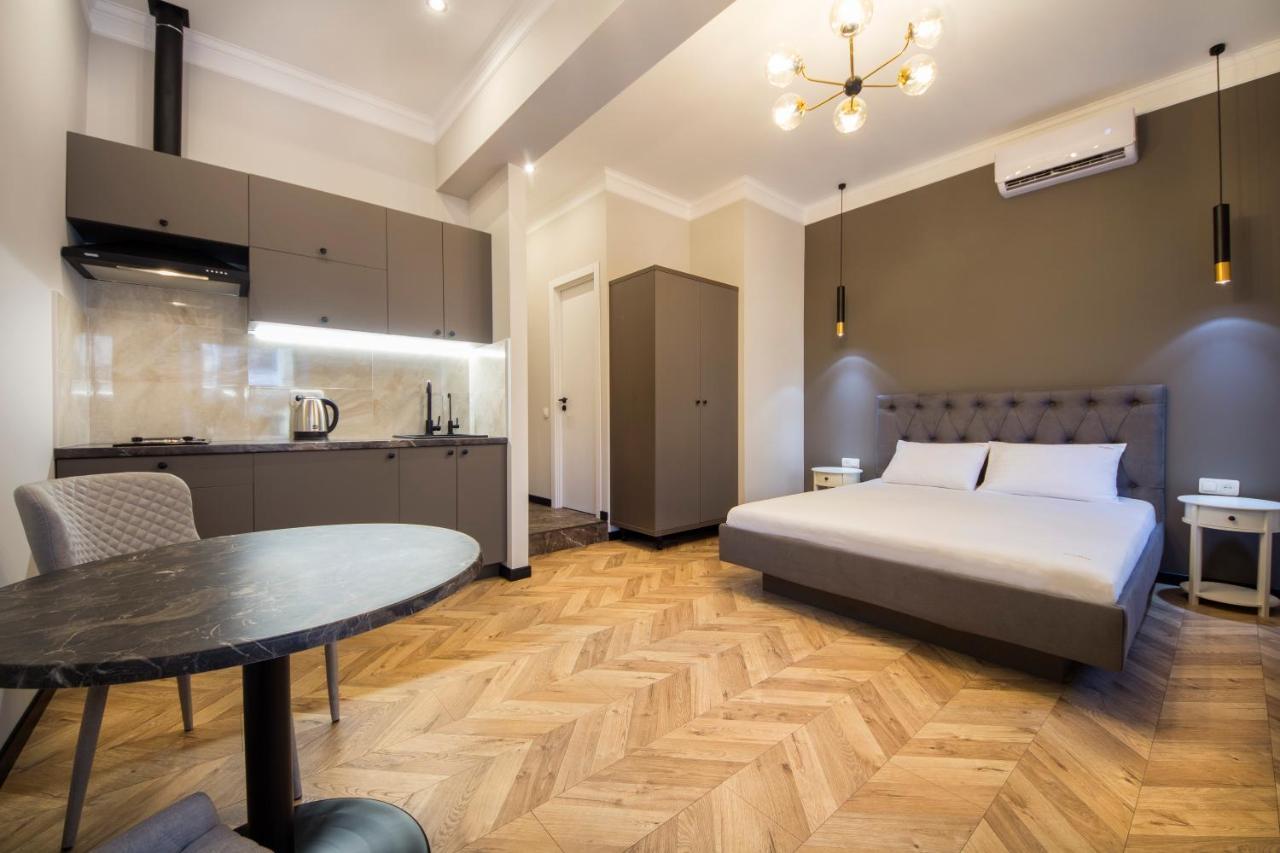 Central Dayflat Apartments Kiev Buitenkant foto