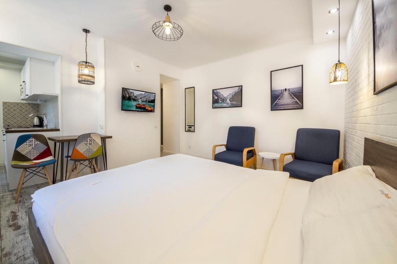 Central Dayflat Apartments Kiev Buitenkant foto