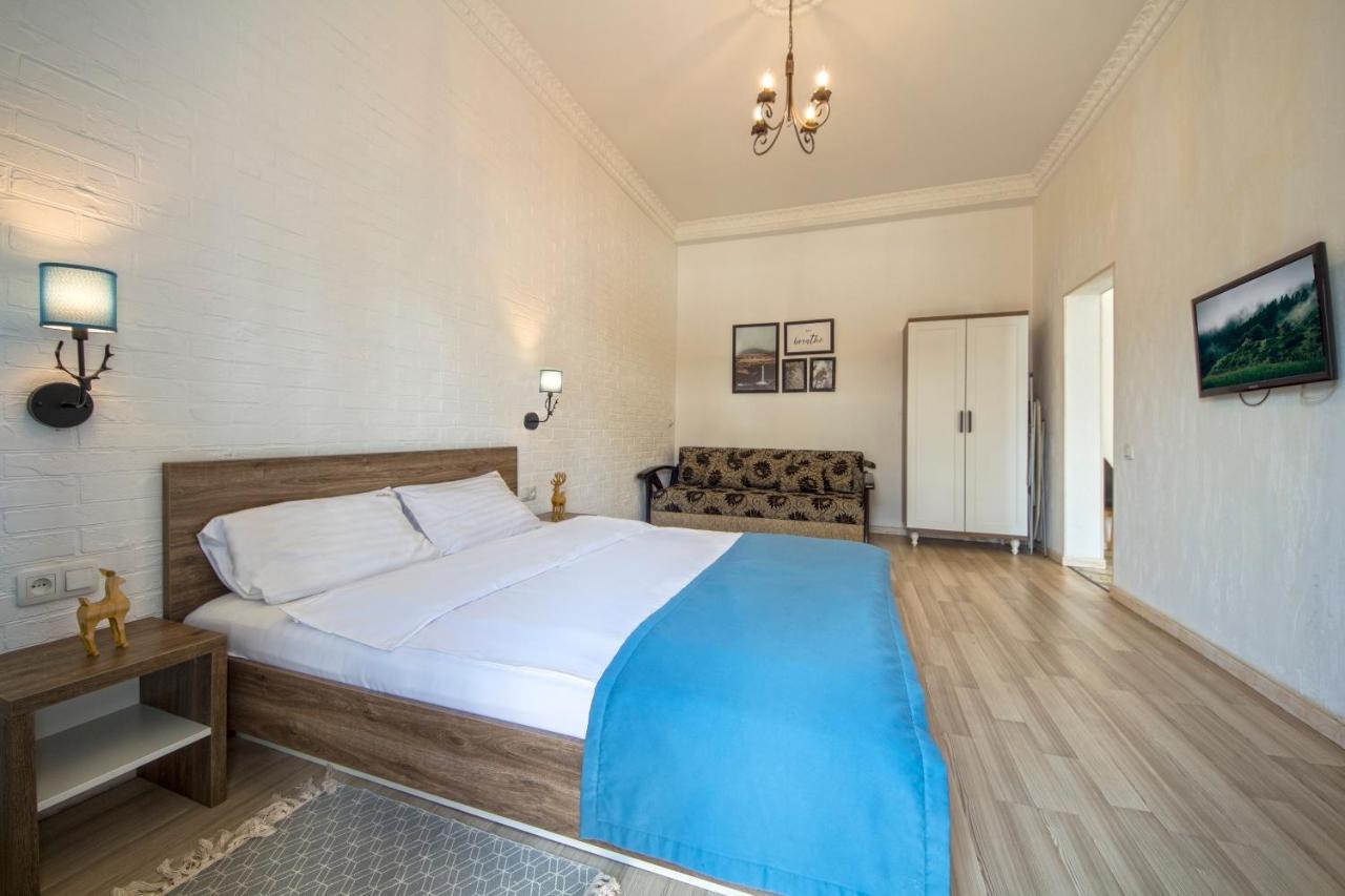 Central Dayflat Apartments Kiev Buitenkant foto