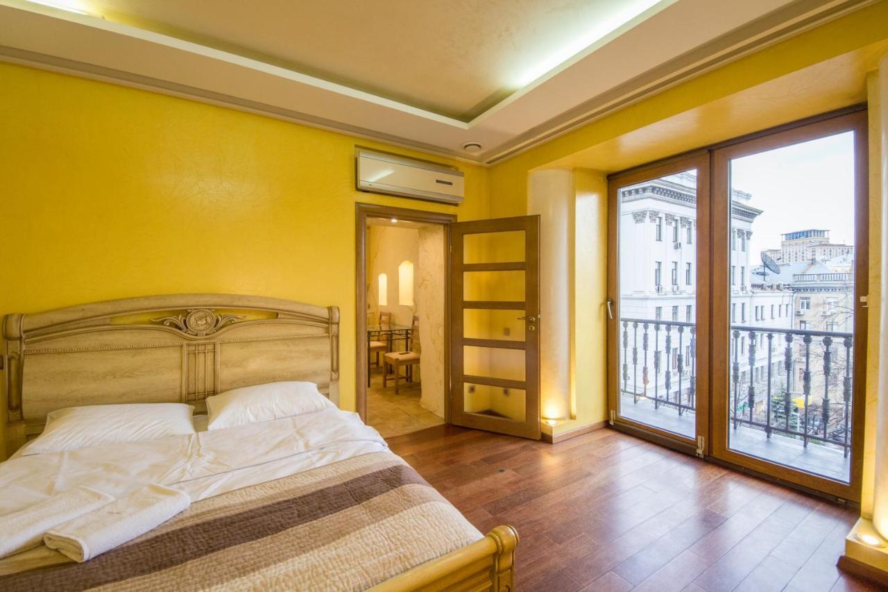 Central Dayflat Apartments Kiev Buitenkant foto