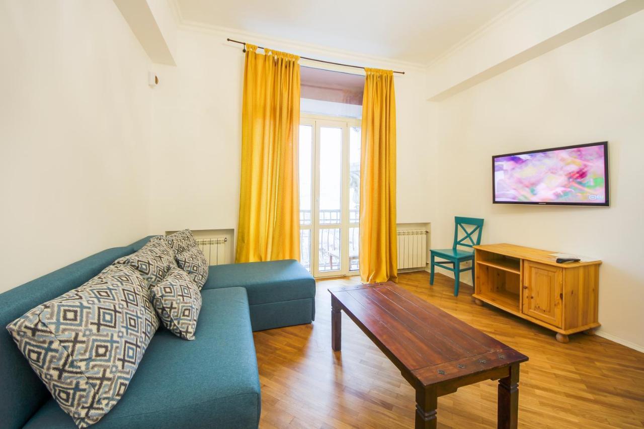 Central Dayflat Apartments Kiev Buitenkant foto